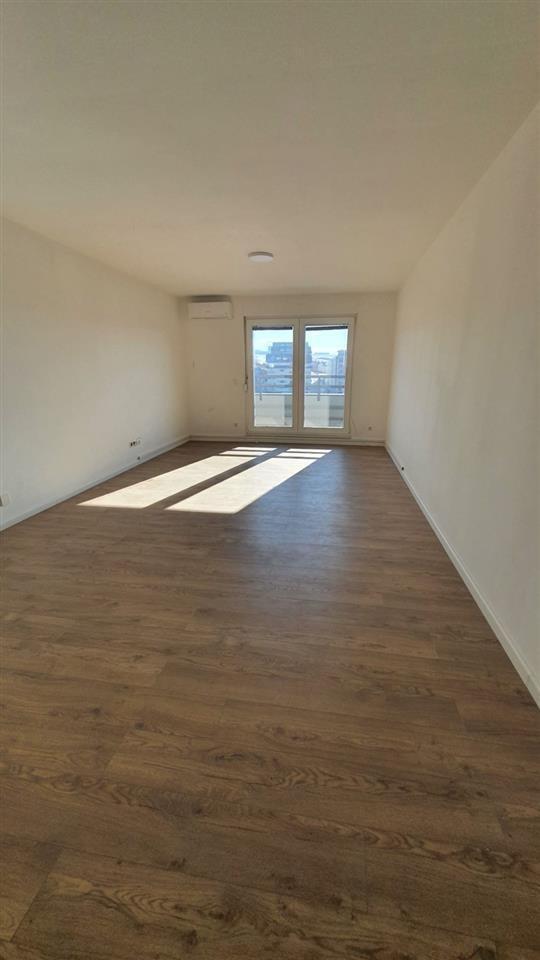 Penthouse---Zyre-me-qira-380-m2