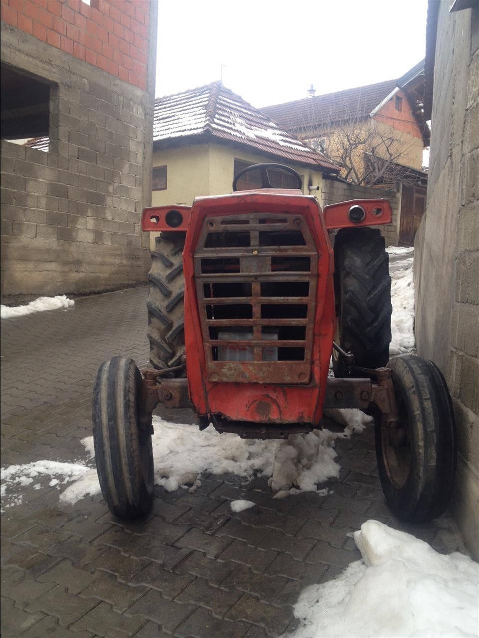 Traktor-IMT