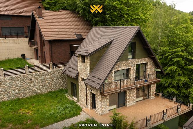 Villë 200m² + 40m² për #SHITJE në Brezovicë