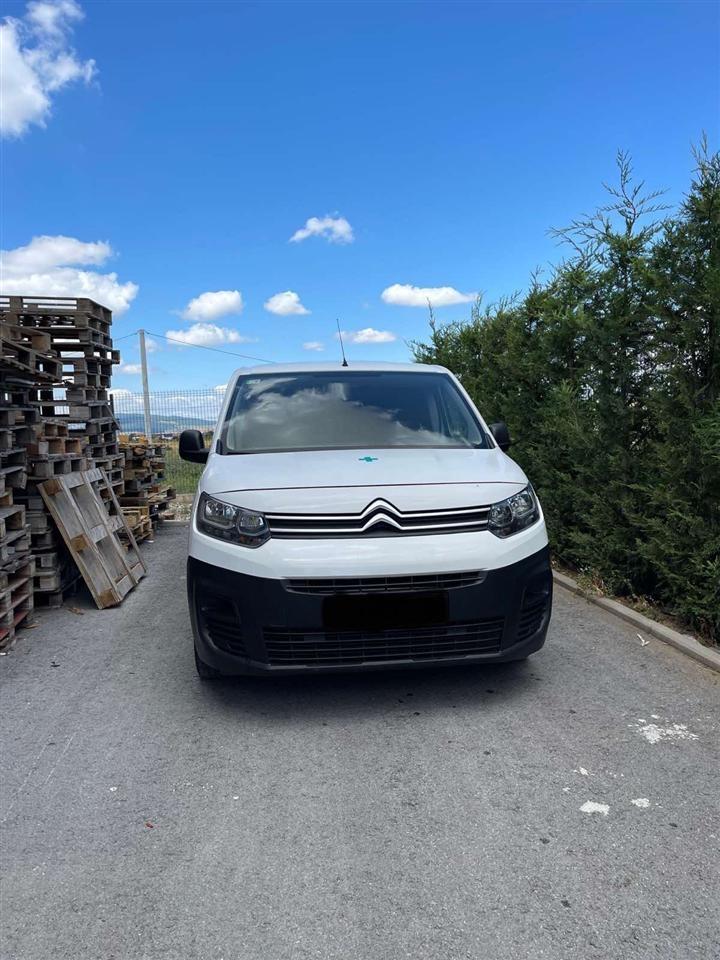 CITROEN-BERLINGO-1-5D
