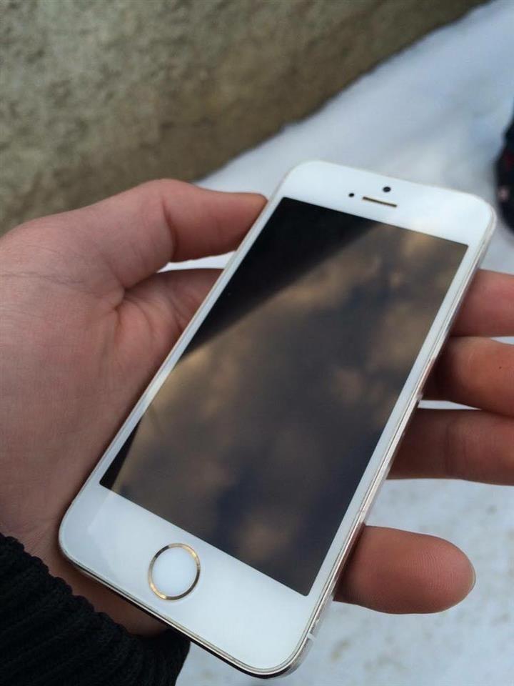 Shitet-iphone-5s--gold--