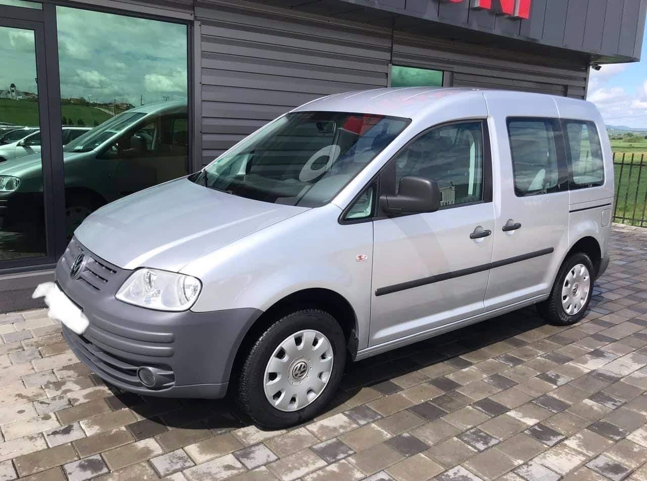 Caddy-2010