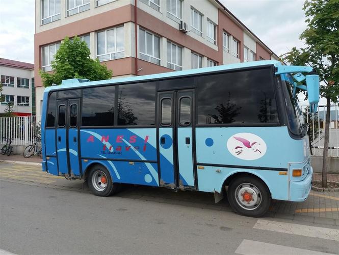 minibus