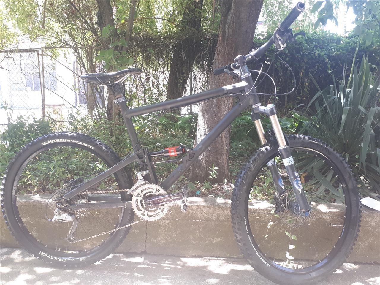 Shitet-bicikleta-enduro