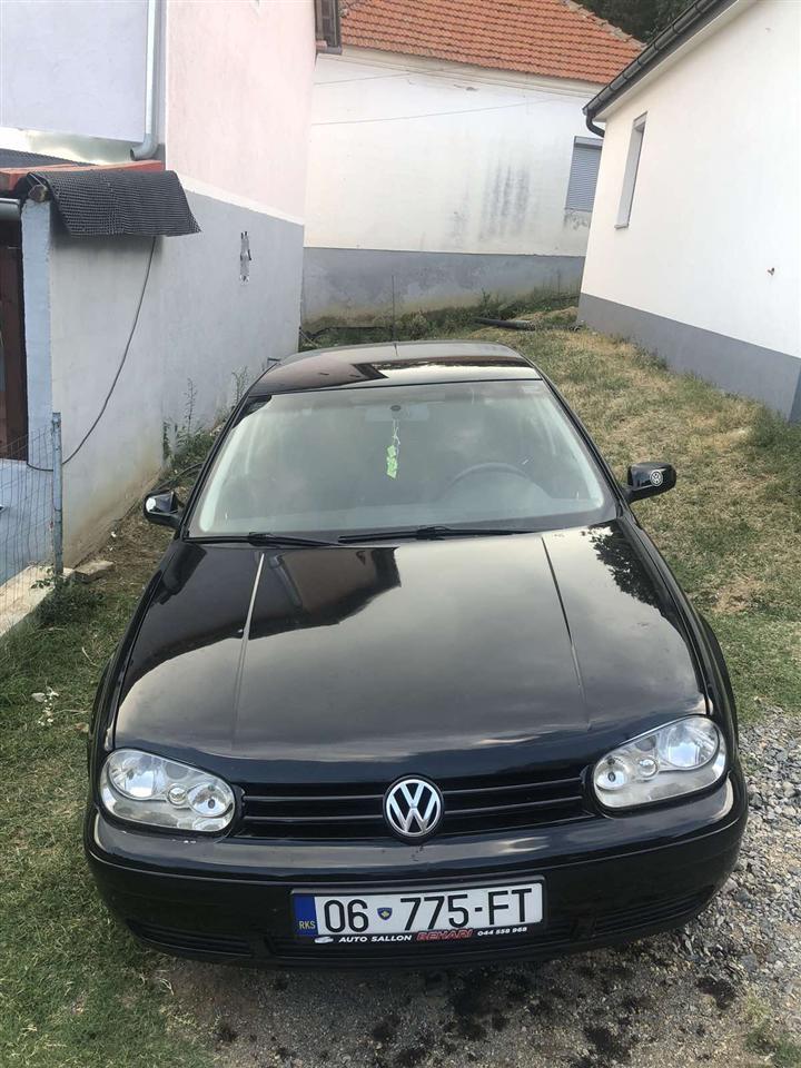 Shitet-golf4