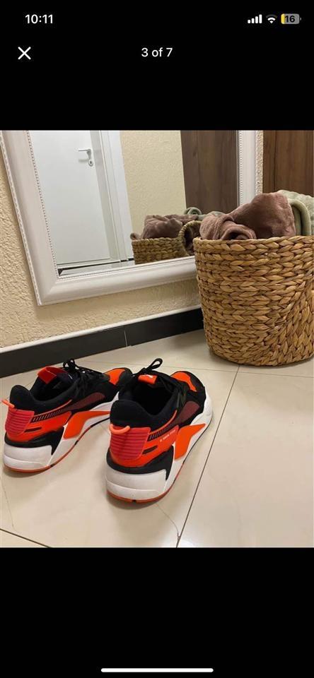 Shiten-atlete-Puma-RS-X---Nr-44Shiten-atlete-Puma-RS-X---Nr-