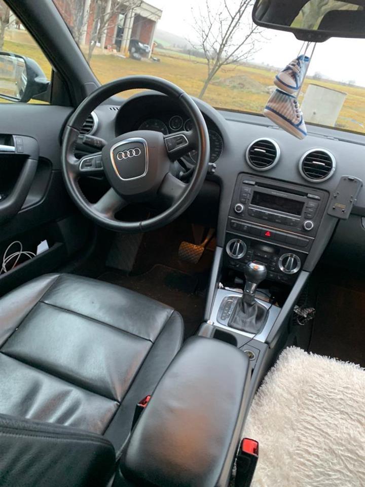 Shitet-audi--A3--2011