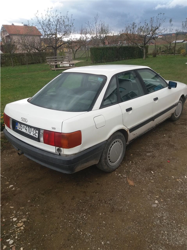 Audi 80 