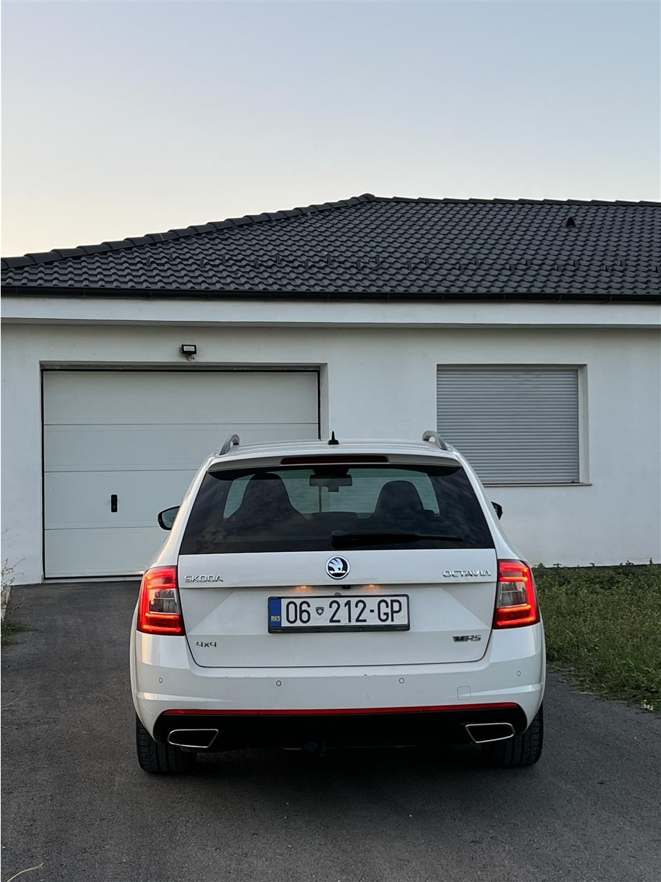 Skoda-Octavia-VRS-nga-Zvicrra----