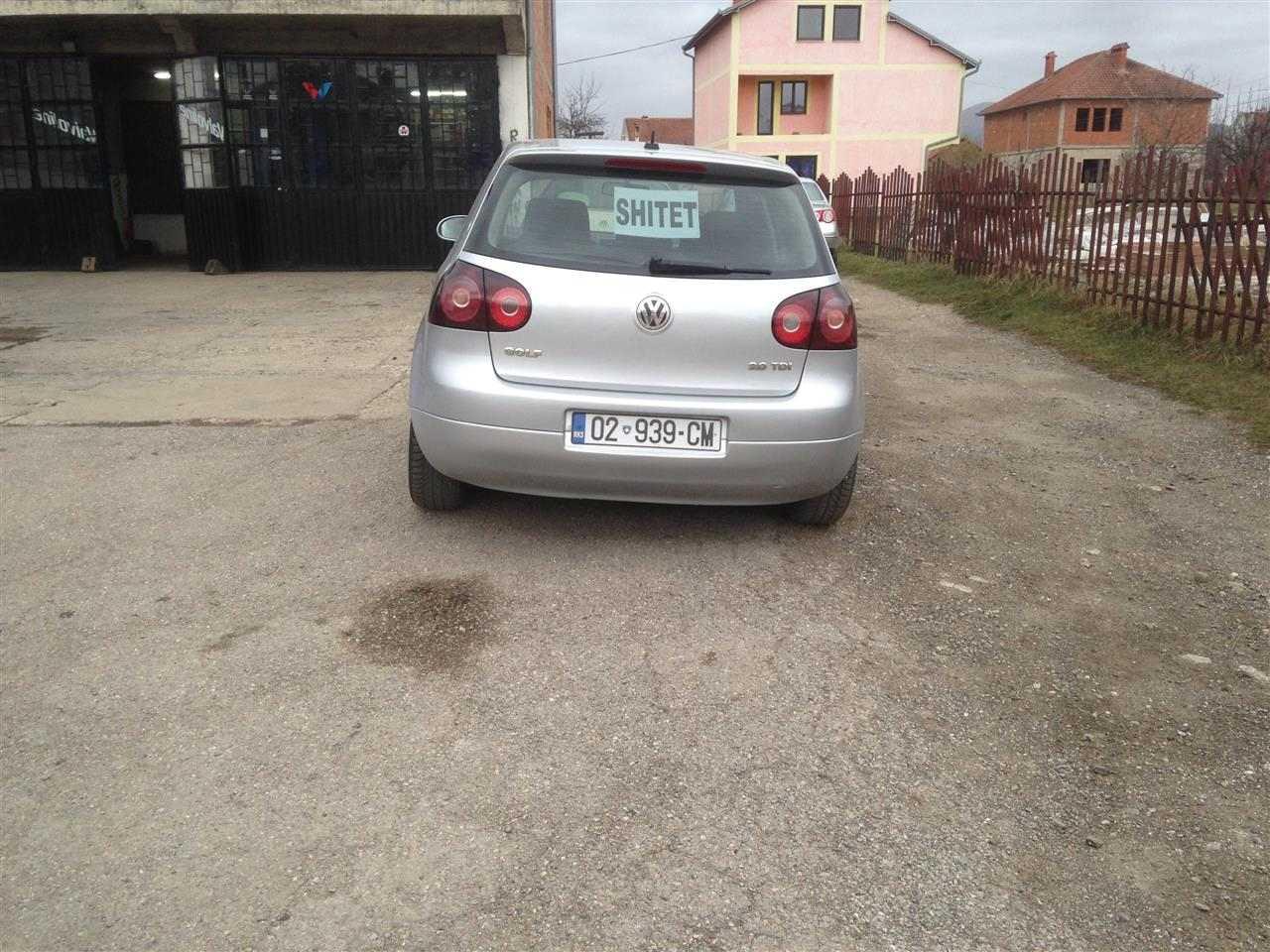 VW-GOLF-5-