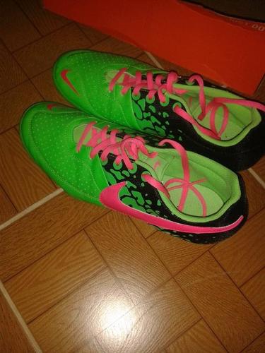 Nike 