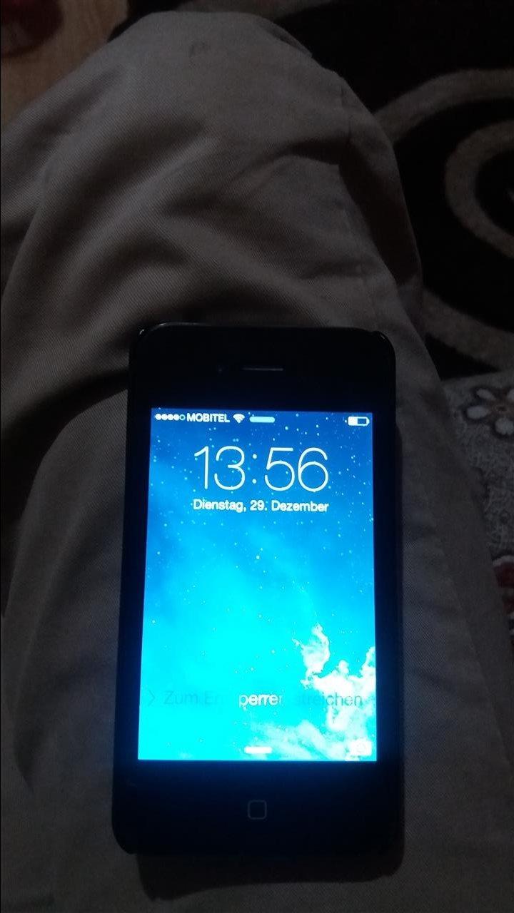 iPhone-4-edhe-4s