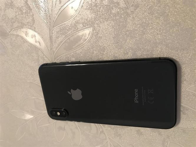 iPhone X