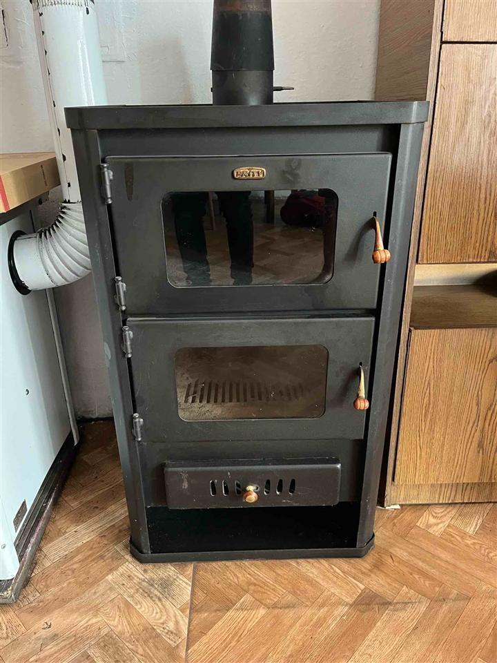 SHPORET-KAMIN