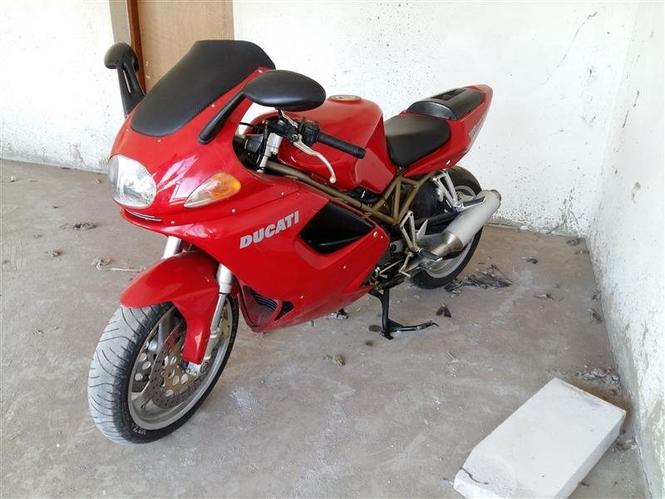 Ducati 900