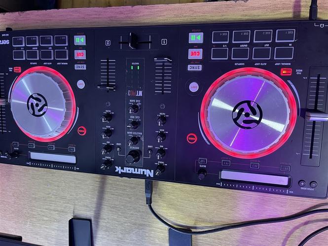Numark Controller