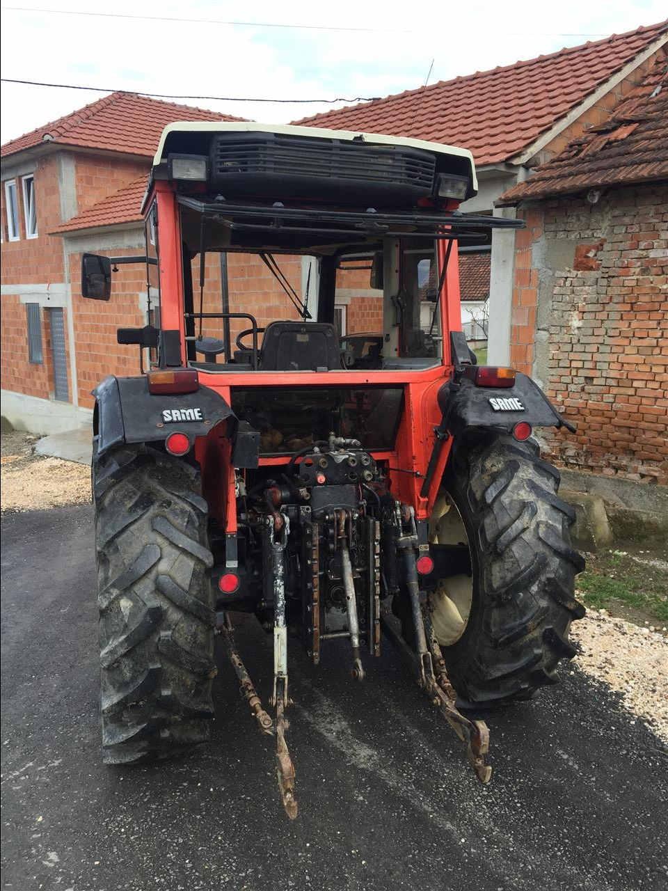 Traktor-same-90