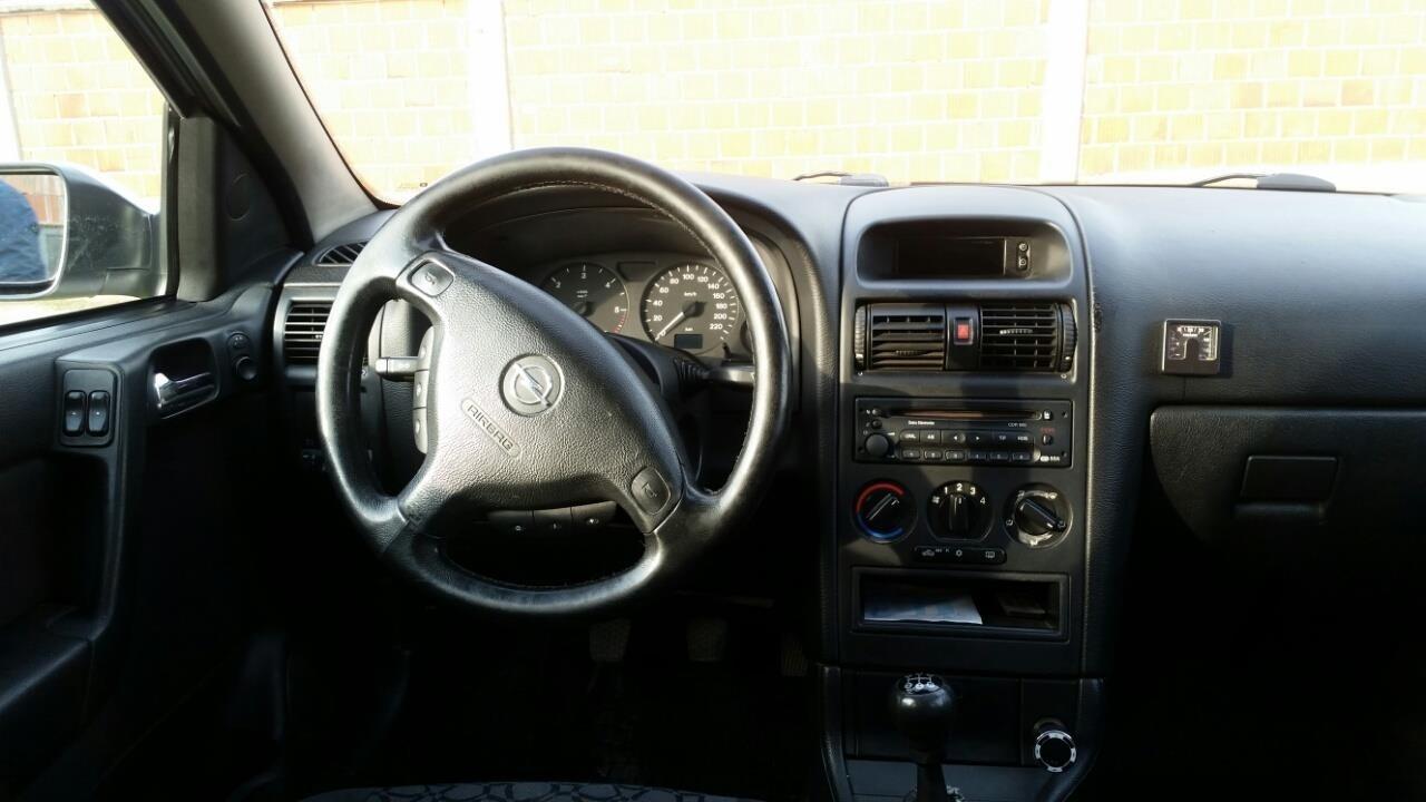 Opel-Astra