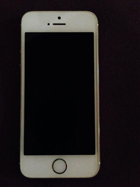 iPhone-5-dhe-iphone-5s-