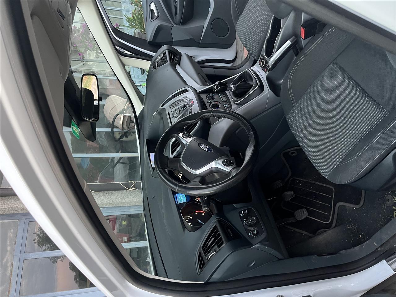 Shitet-Ford-max-2-0-disel
