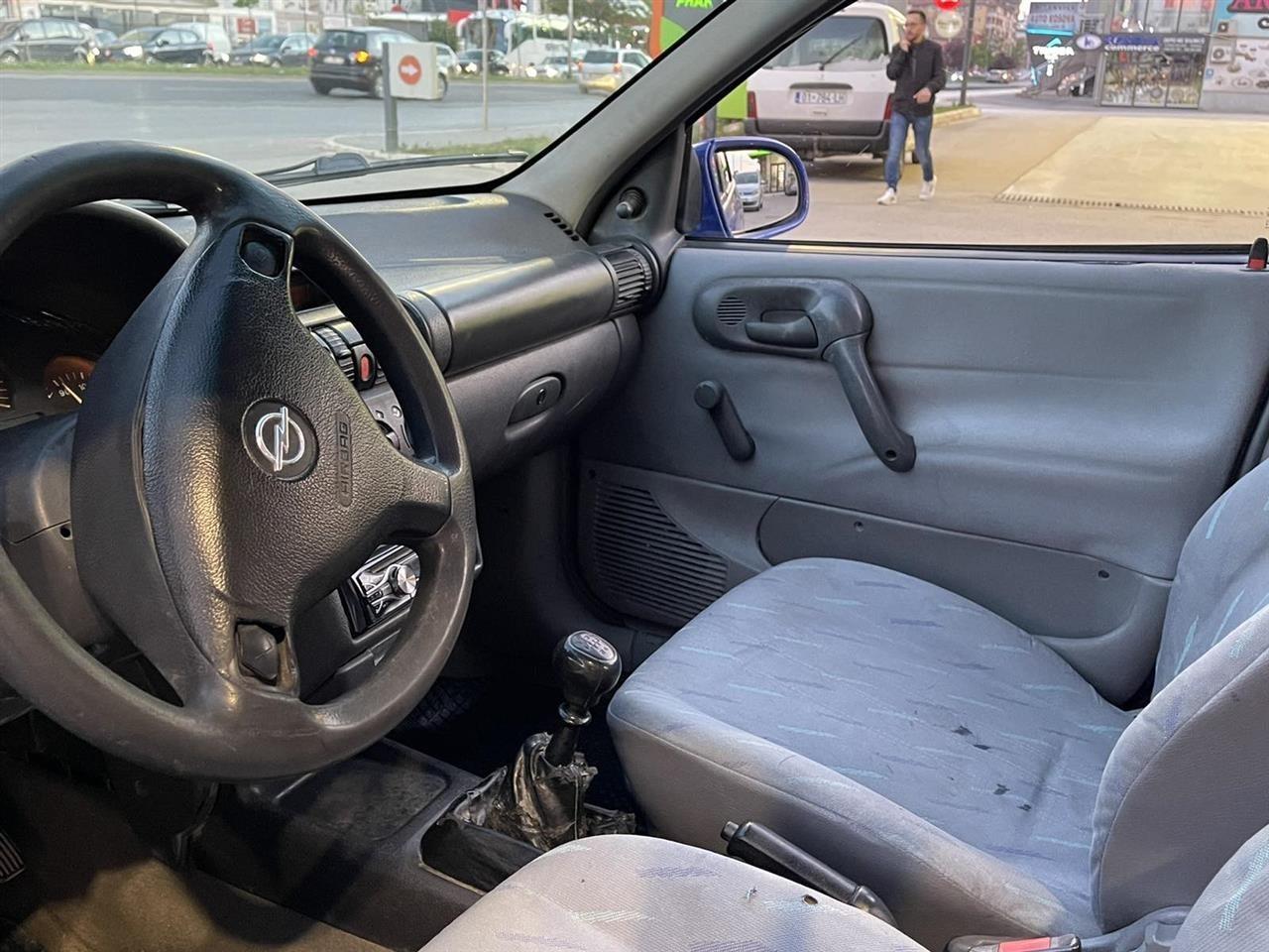Opel-Corsa