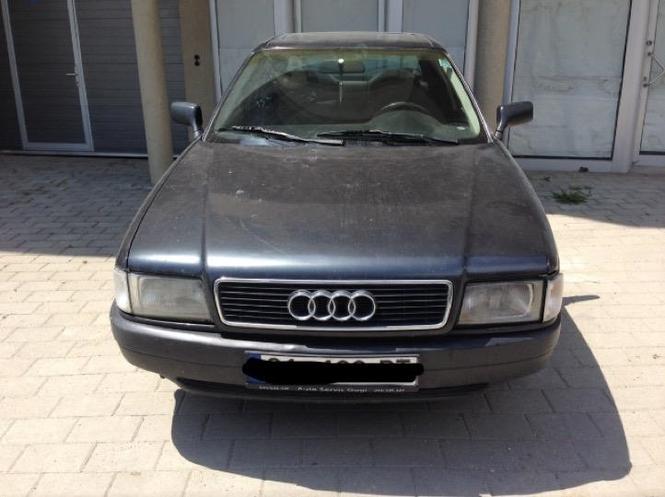 Audi 80