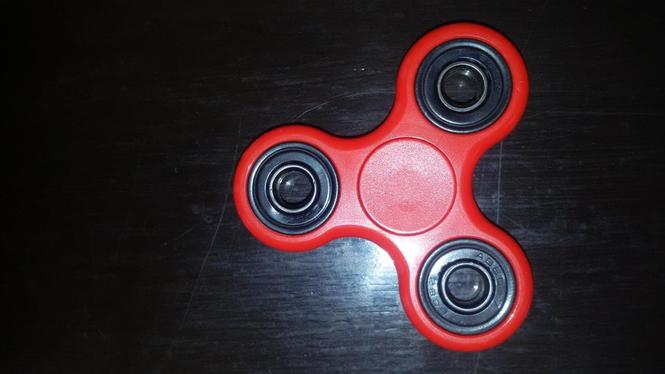 Fidget spinner
