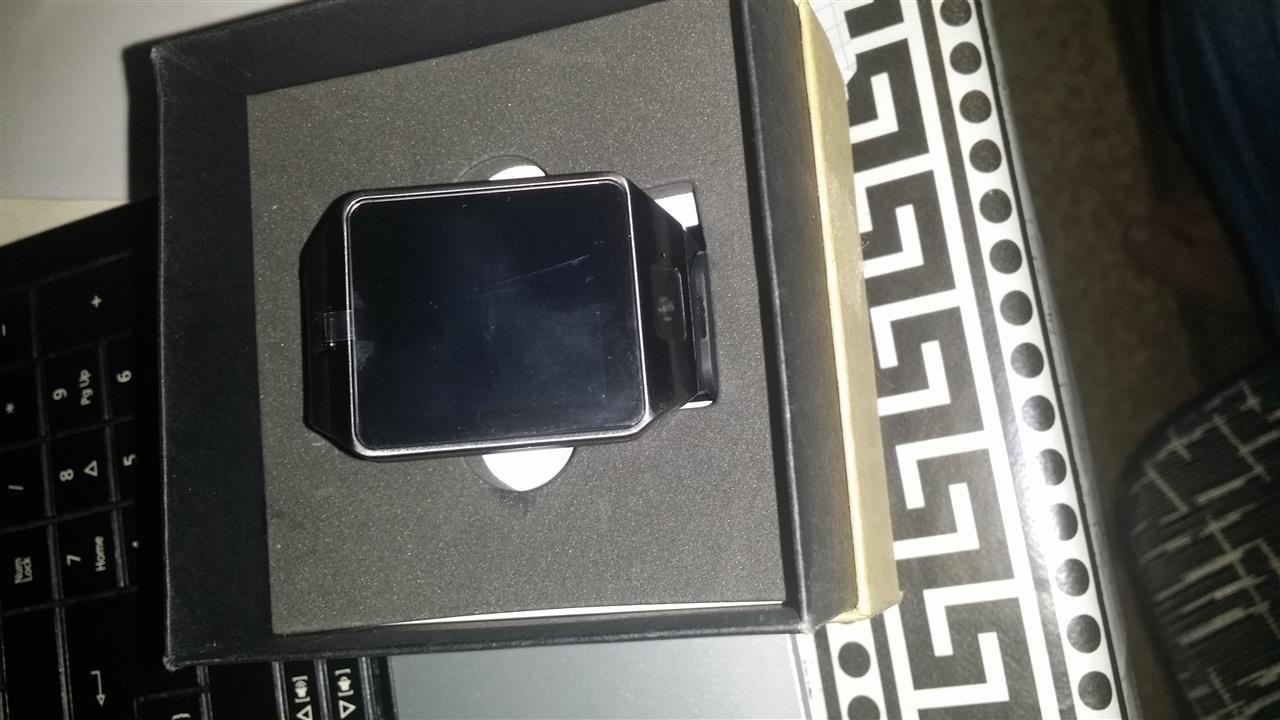 Smart-watch----Orë-e-menqur---