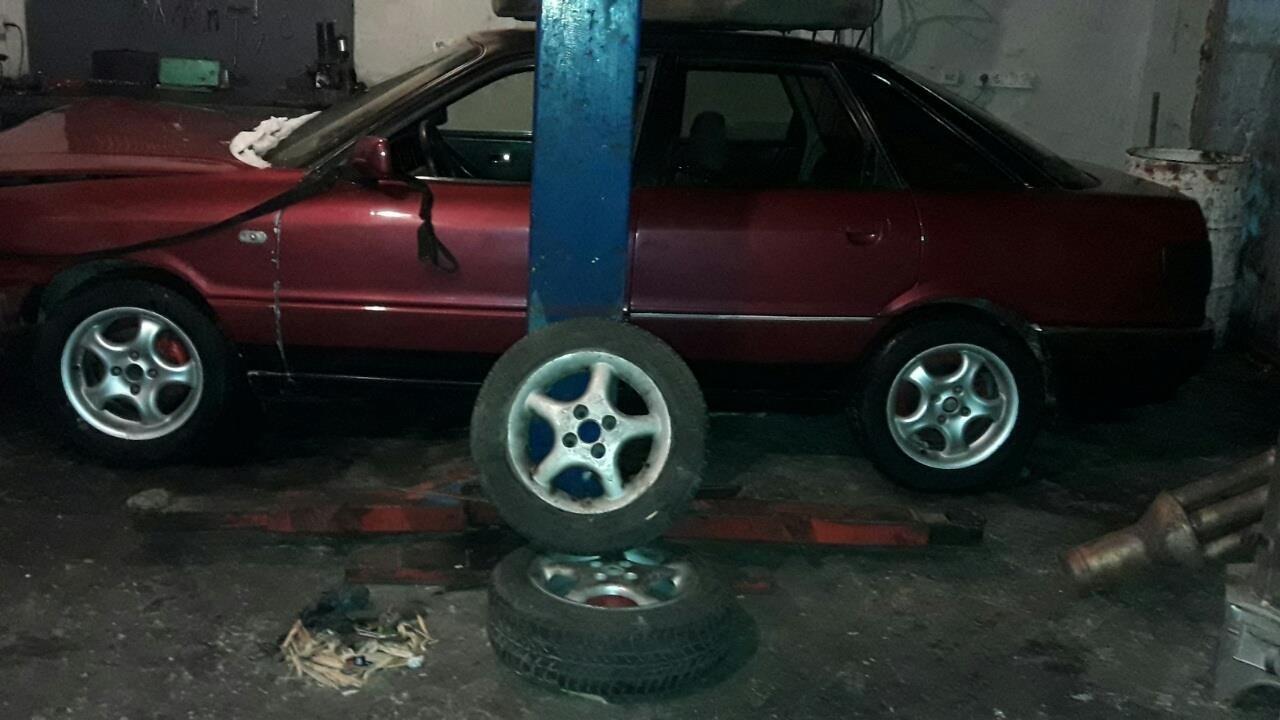 Fellne-per-audi-80