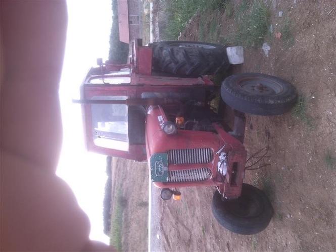  Traktor 558 