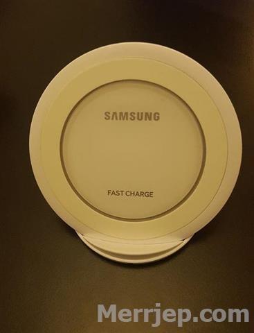 ----Samsung-Wireles-Fast-Charger