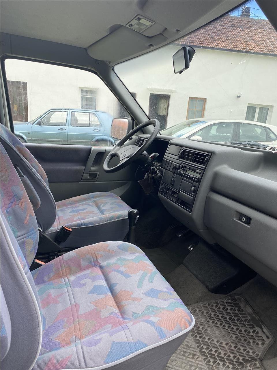 VW-Bus-Multivan