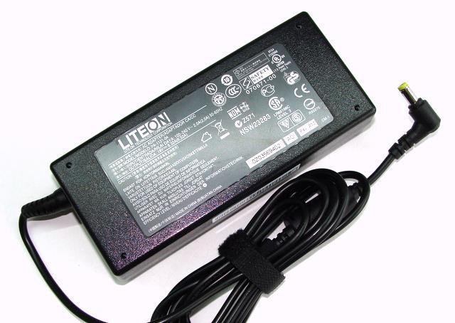 Acer-adapter