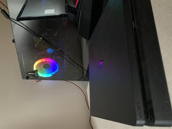 Ps4 Slim + Controller