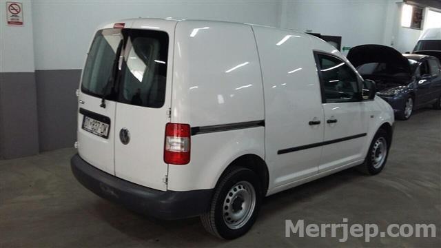 VW-Caddy--10