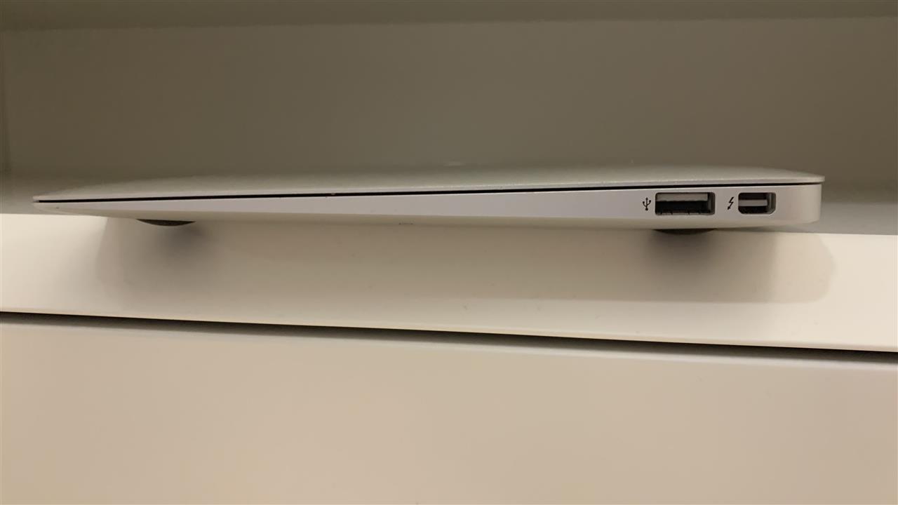 MacBook-Air-11-