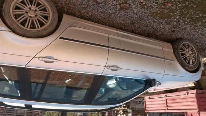 BMW330 KARAVAN