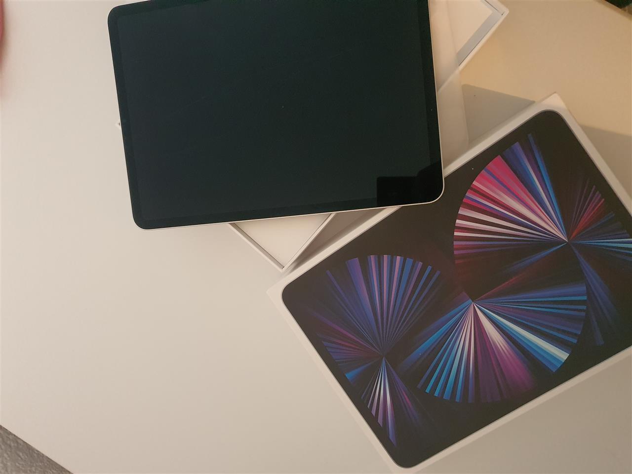 Ipad-apple