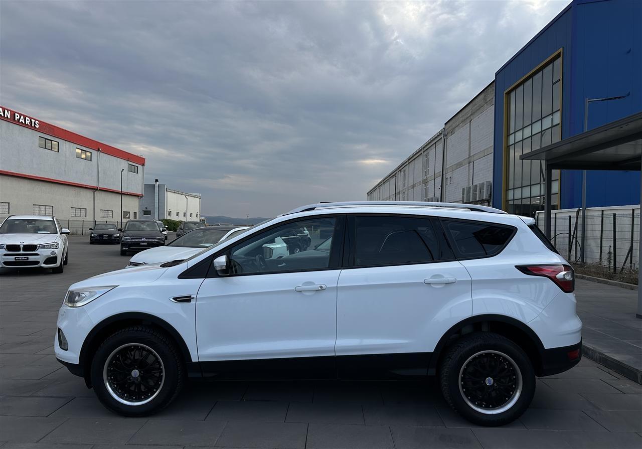 FORD-KUGA-2-0-DIESEL-180-PS-4X4-AUTOMATIK-FACELIFT