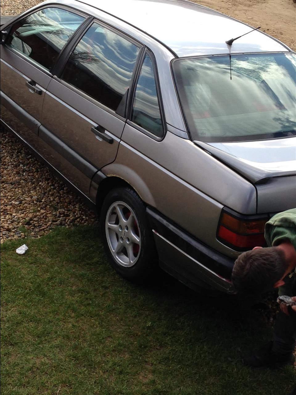 VW-Passat--92