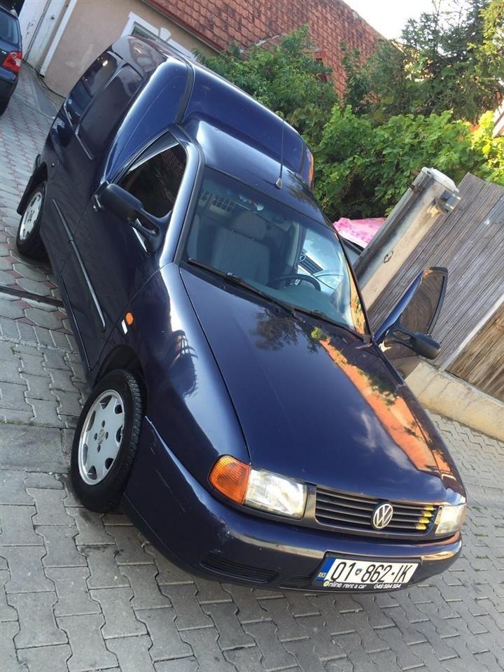 VW-Caddy--97