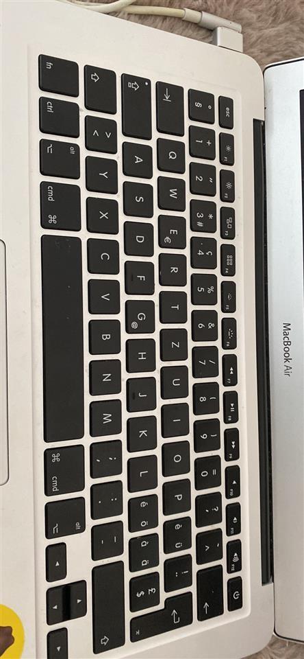 Macbook-air--2013-