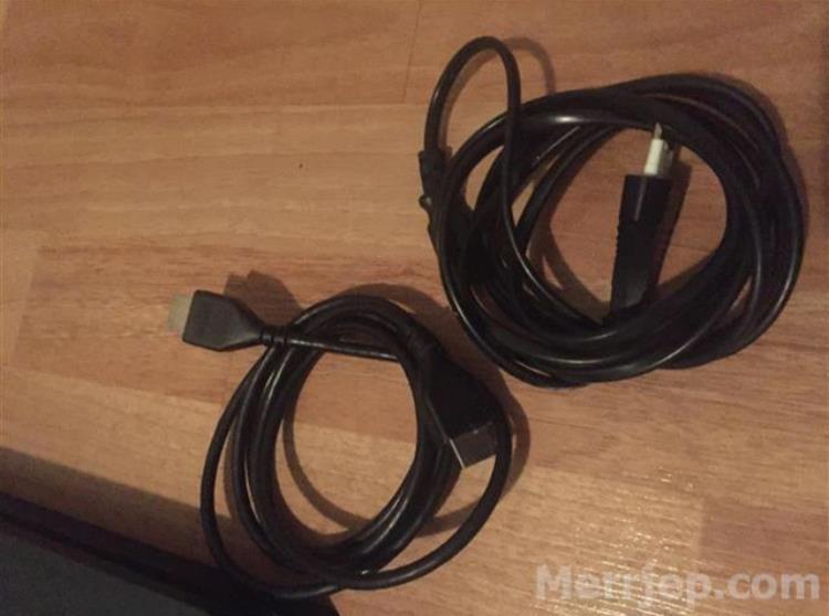 Ps4-slim