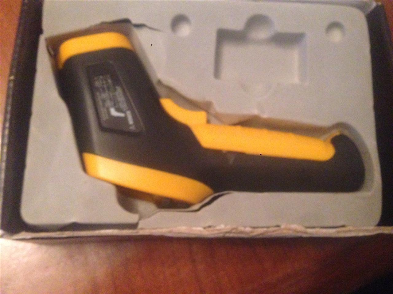 Termometer-me-llaser-