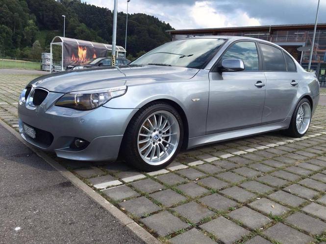 BMW 520i