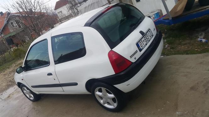 Renault clio