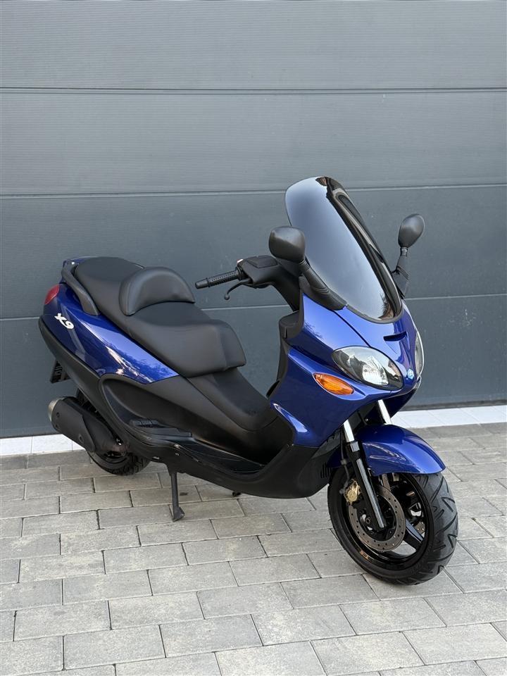 Piaggio-X9-180cc
