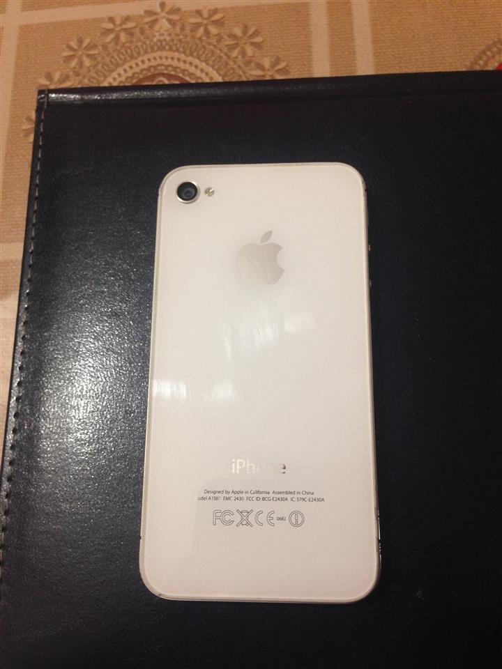 iPhone-4s-sim-unlock-32-Gb