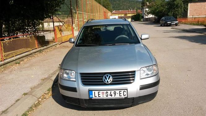 VW Passat -02 