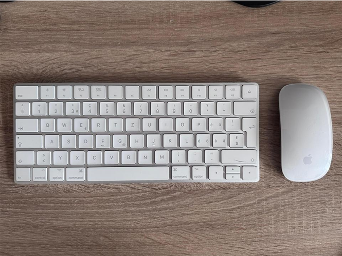 Shiten Magic Mouse dhe  Magic Keyboard